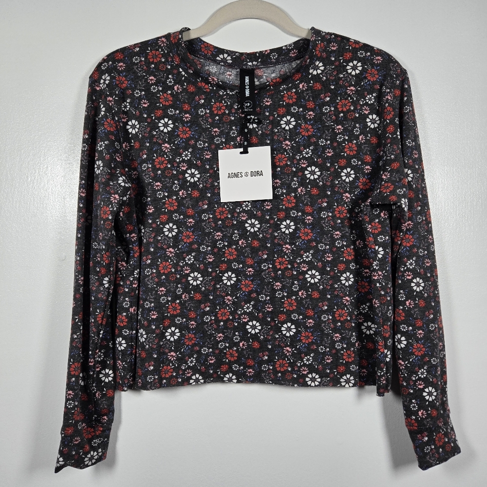 NEW Agnes & Dora Floral Long Sleeve Raw Hem French Terry Pullover Top Size XS